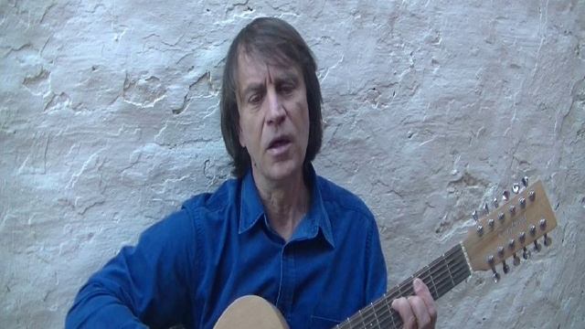 Думы сердечные, думы тревожные... исп. Д.Аникеев смотреть онлайн