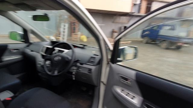 №771 VOXY AZR65-3021940 2006 20221003 смотреть онлайн