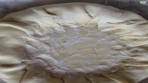 Пирог с соленой красной рыбой