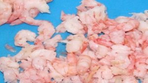 Салат из креветок и крабовых палочек