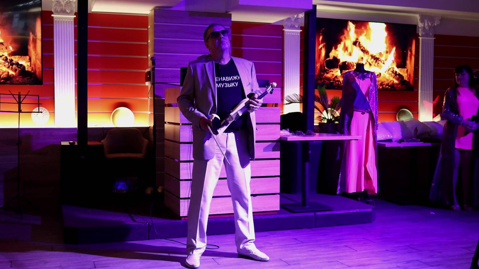 Алексей Корнев в ресторане "RED"