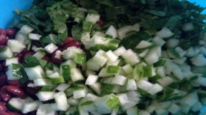 Салат сырно-фасолевый