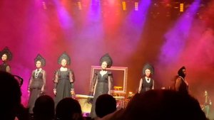 Это всё из за любови это всё из за тебя.