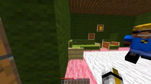 Один день из Жизни Полины! Чем занимаются девочки?