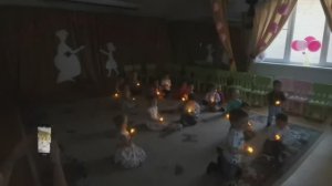 Танец со свечками в яслях на день мамы или 8 марта. Танец мама