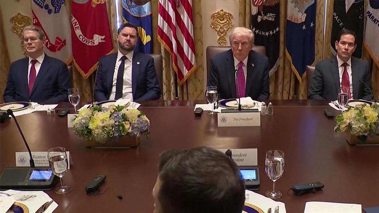 Миссия провалена: после переговоров в Белом доме Киев остался без "Томагавков"