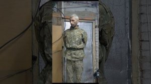 Свежие пленные , взят бурятскими штурмовиками на очередной захваченной позиции всук