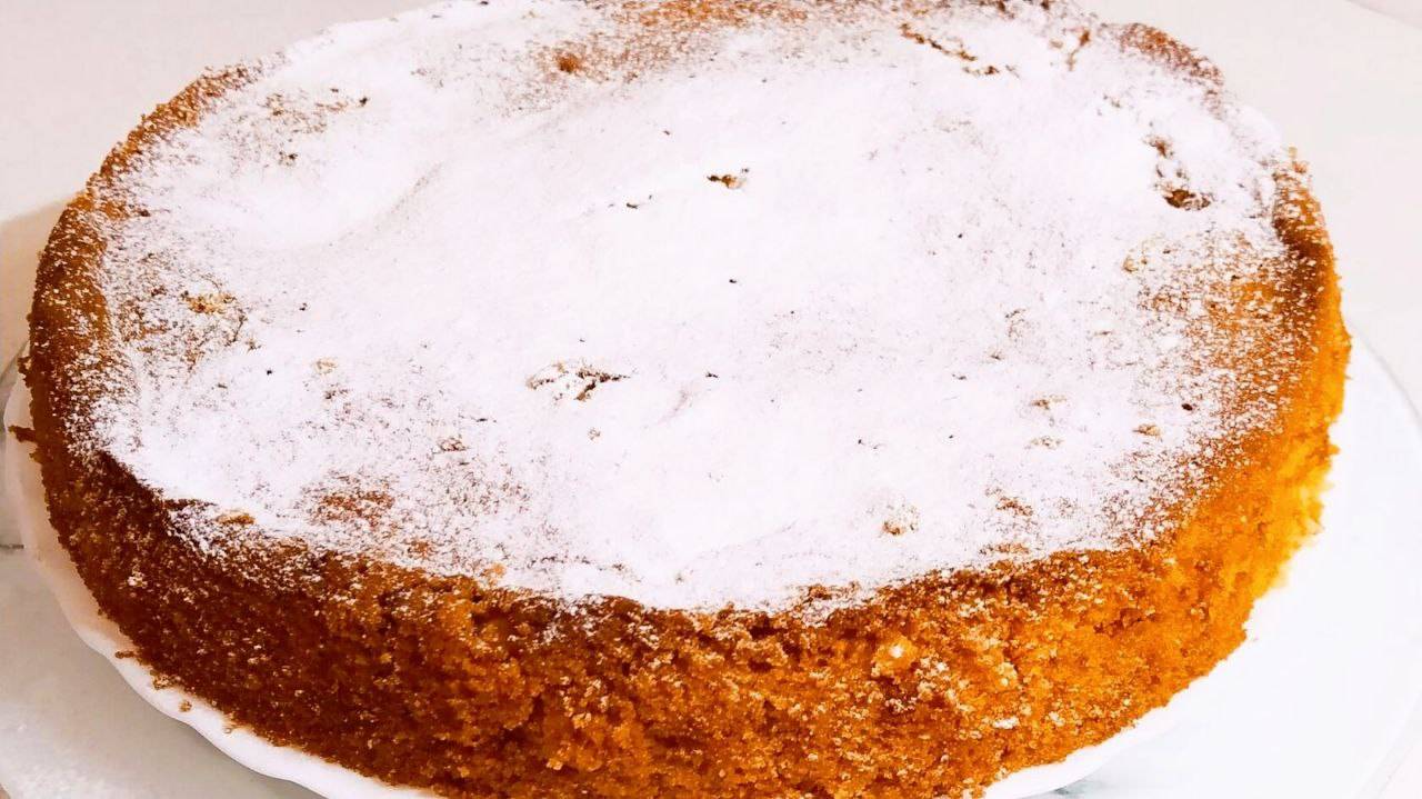 Вот он идеальный рецепт к чаю. Пирог с тертыми яблоками и айвой