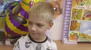 Воспитанники группы Пчёлка поздравляют своих пап с Днём Отца!  Ребята желают здоровья,мира,добра!