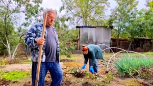 828 Жизнь в станице на юге. Всё дела не переделать.Везде будет малина.