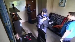 "Я тебе подкину наркотики..."
