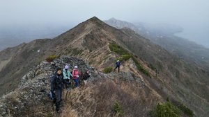 о.САХАЛИН в 4K DJI - Подняться на главную вершину хребта – пик Жданко