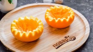 Салат в апельсиновых корзиночках
