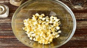 Оливье с печенью трески