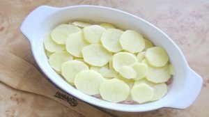 Куриное филе с кабачками в духовке