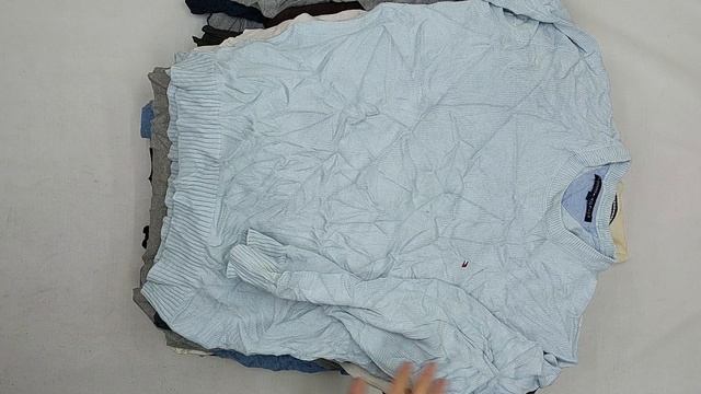 Фото лота №39715 по запросу Свитера оптом