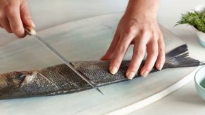 Рыба на гриле целиком