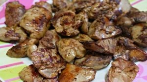 Куриная печень в сметанном соусе