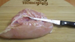 Куриное филе кусочками на сковороде