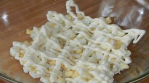 Салат из куриных грудок с грибами