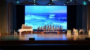 Концерт в доме пионеров Пхеньяна.