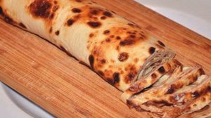 Салат с блинами и курицей