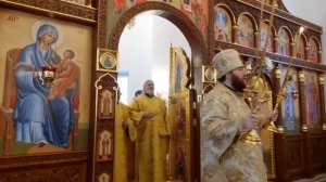 Митрополит Игнатий совершил Божественную литургию в храме святителя Николая Японского г. Саратова