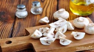 Салат из куриных сердечек с грибами и сыром