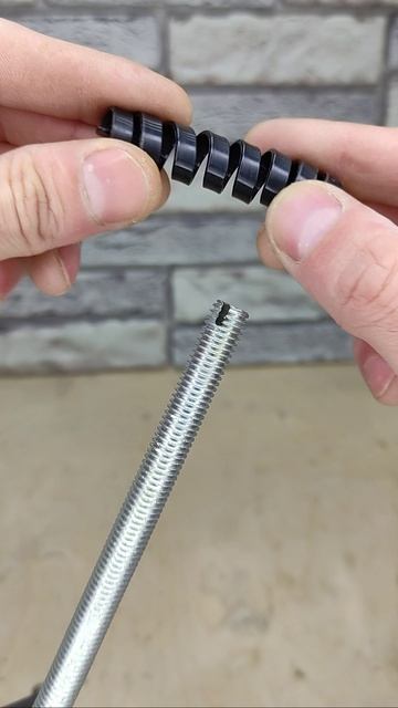 Обязательно запомни эту хитрость с проводами для зарядки! #shorts смотреть онлайн