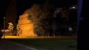 Беженец🇬🇷Салоники. ОПЛАТИЛ ШТРАФЫ И ЛЕЧУ В ГРЕЦИЮ. ЛЕГКО ЛИ ПРОШЕЛ ПАСПОРТНЫЙ КОНТРОЛЬ_ ЕВРОПА! (4