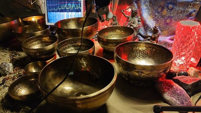 Медитация на звуке чаш ( набор Чандра 136-256 +90 + 785 + 432 гц)