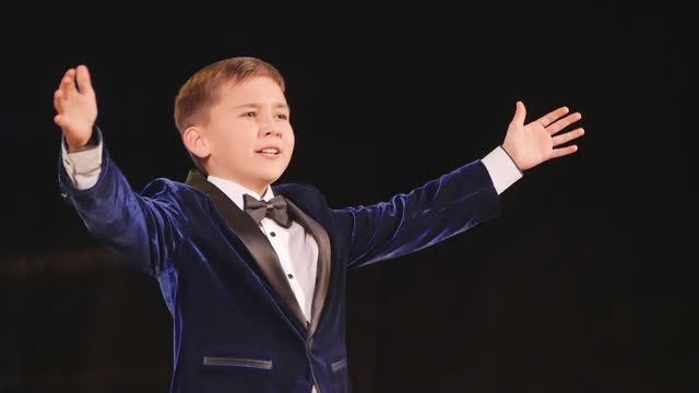 Погоня. Из к/ф «Неуловимые мстители». смотреть онлайн