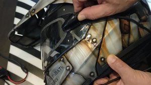 Установка подогрева на визор мотошлема. Пинлок особо актуален для квадроциклов в холод.