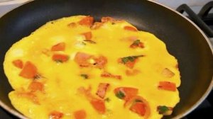 Омлет на сковороде