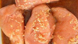 Куриное филе на гриле с ананасовой сальсой