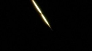 Такое еще не наблюдал. Видео НЛо снимаю из окна дома. Странный объект висит уже 4 часа