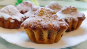 Ароматные кексы с изюмом и цедрой апельсина. Домашняя выпечка к чаю