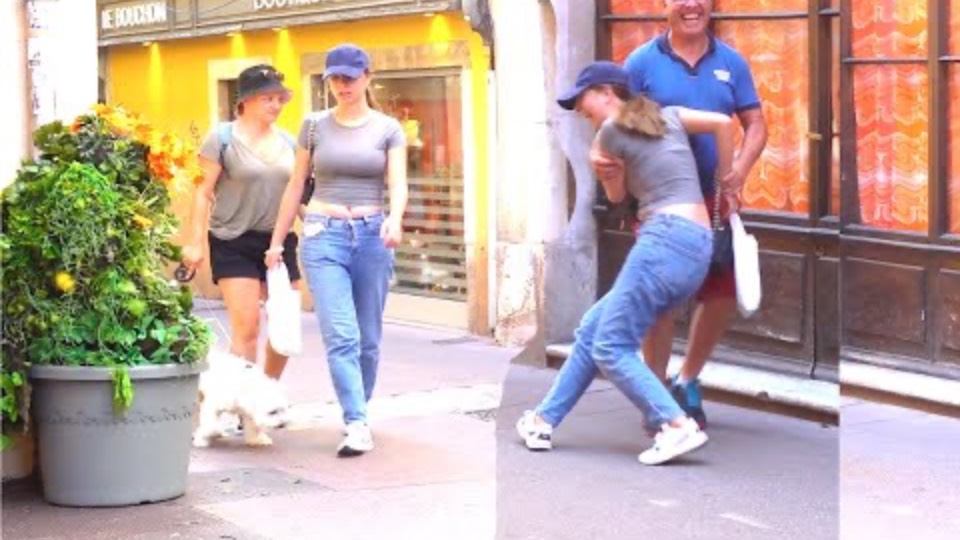 SHE HAD NO IDEA!! ,BUSHMAN PRANK (SO SO FUNNY) смотреть онлайн