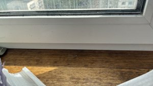 Решаем проблему конденсата! Подоконники с вентиляционными отверстиями