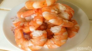 Салат из манго и креветок