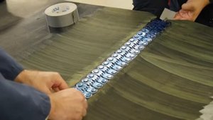 Devcon® R-FLEX® - быстрое, надежное и долговечное решение для ремонта транспортерной ленты.