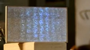 ЗАГАДКА КВАНТОВОЙ ФИЗИКИ - эксперимент с двумя щелями