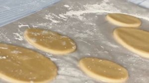 Пасхальное печенье в белковой глазури