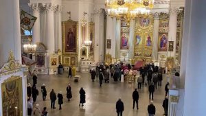 19.10.2025. Ранняя Литургия. Свято-Троицкий Измайловский собор Санкт-Петербурга.