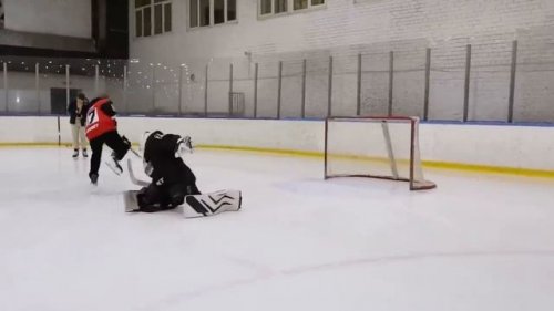 Ұсқынсыздың әдемі кисі бар