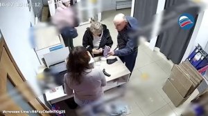 «Я тебя сейчас зарежу»: в Екатеринбурге клиент угрожал работнице ПВЗ из-за проблем с оплатой