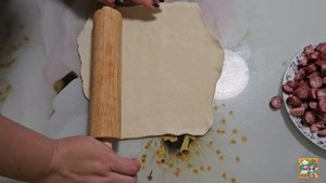 Пицца на слоёном тесте - без замеса и хлопот! 🔥 Вкуснее, чем в пиццерии!