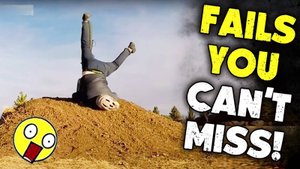 ПОПРОБУЙ НЕ РАССМЕЯТЬСЯ 😂 Самые смешные мемы и неудачи недели Лучших смешных моментов