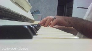 Пианино: интересный гармонический пассаж C/D/E/Am - на заметку композиторам