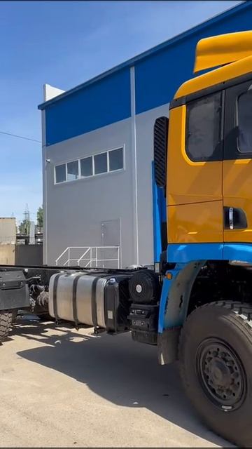 Перекраска кабины в корпоративный цвет Заказчика смотреть онлайн